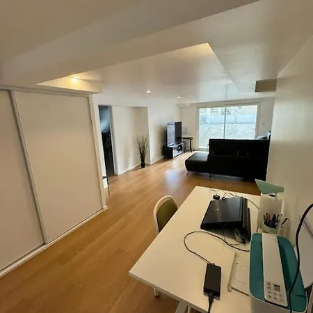 Belle Maison Renovee Dans Le Centre, Rue Au Calme Holiday home