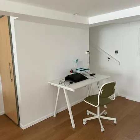 Holiday home Belle Maison Renovee Dans Le Centre, Rue Au Calme